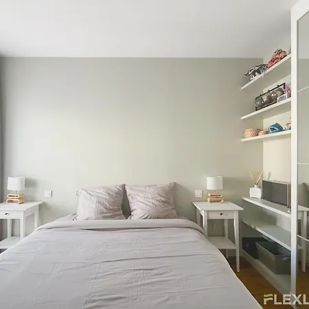 Spacious Modern T2 In The 13th District Apartment *
